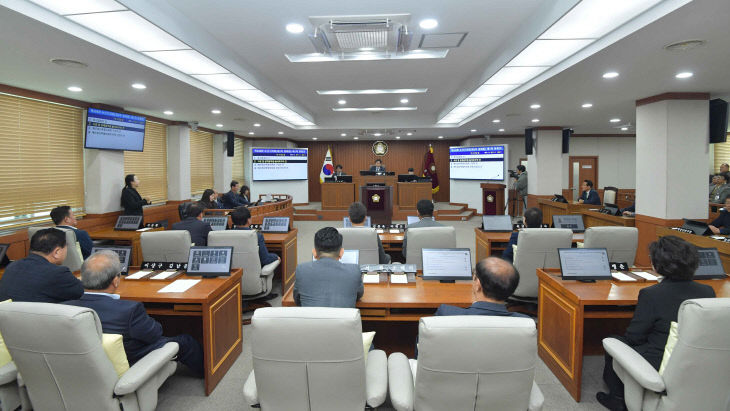 제268회 제2차 정례회 본회의장 전경