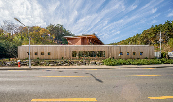 진양호우드랜드