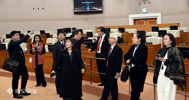 20251125-호치민시 인민의회단 방문