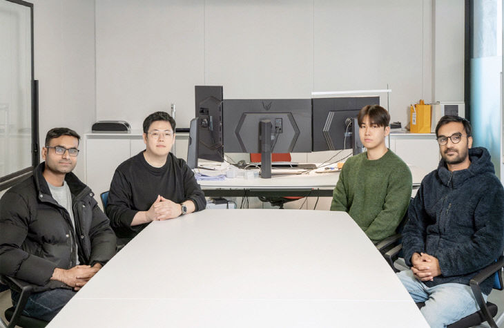 연구팀(Jahabzai정생.)