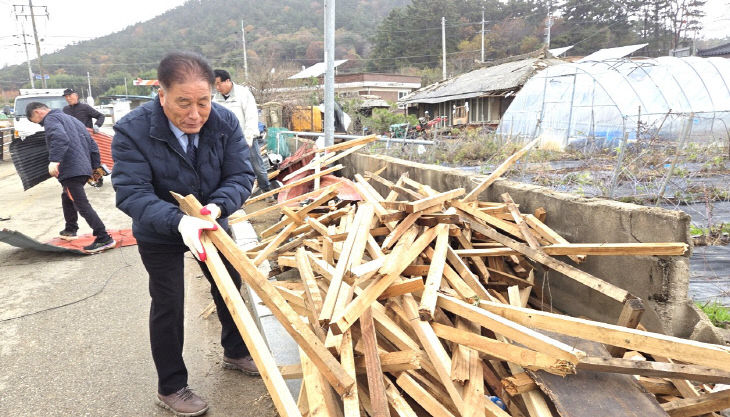 Resized_1764221257878_28374693592247