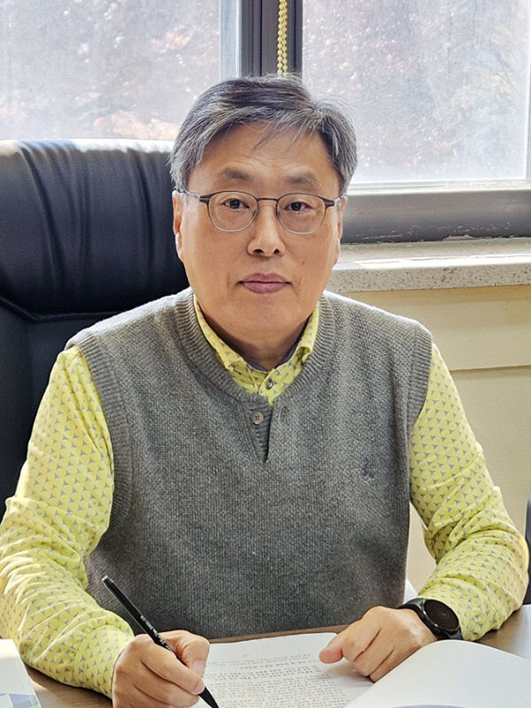 이운식 기술경영전문대학원장