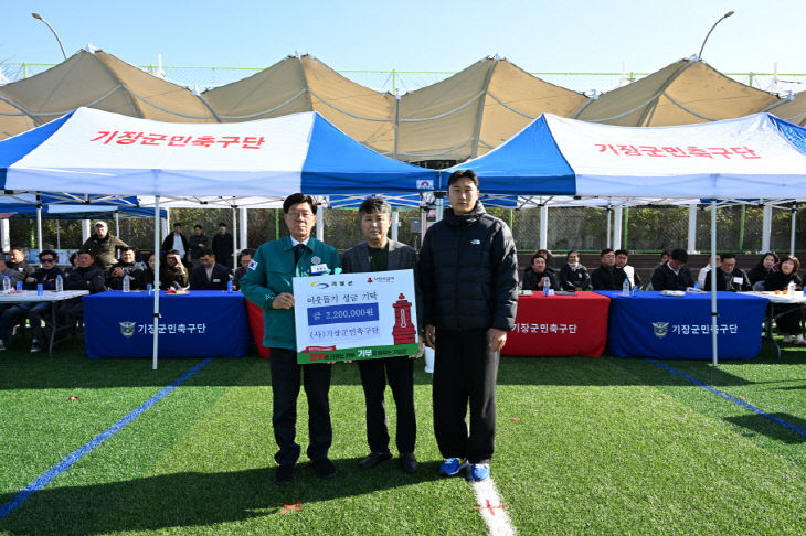 2-1.왼쪽부터 정 있다