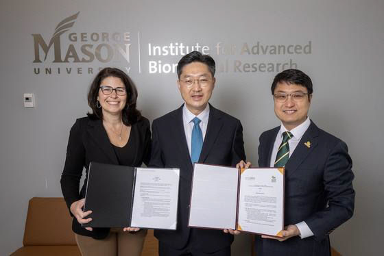 [참고사진] 조지메이슨대학교_NISA 출범