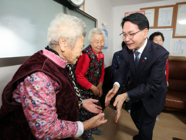_심덕섭 고창군수, 겨울 한파대비 경로당 방문 점검(3)