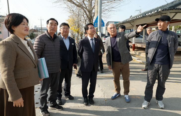 심덕섭 고창군수, 겨울 한파대비 경로당 방문 점검(2)