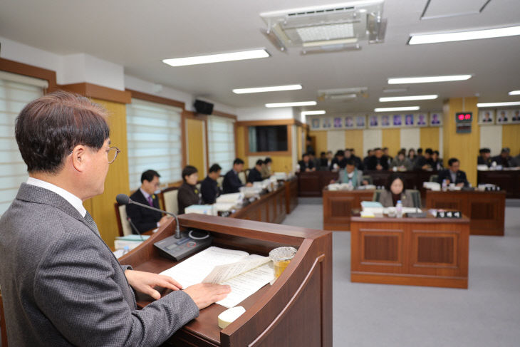 김하수 청도군수, 시정연설 통해 내년 군정