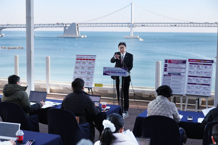 20251204_외국인_관광객_500만__04