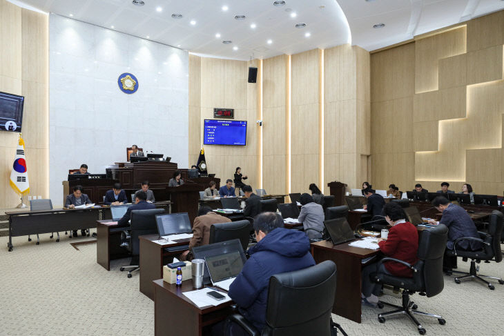 예산군의회 제321회 정례회 5차 본회의 (2)