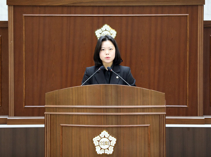 [사진] 정보현 위원장_신상발언_251204