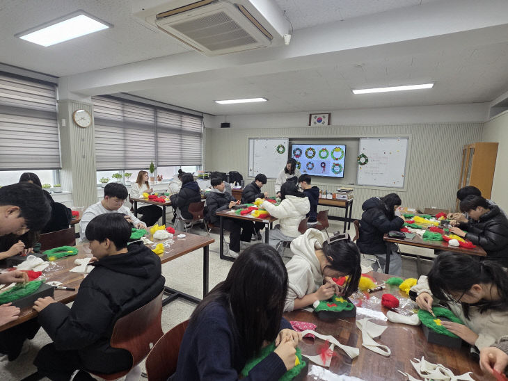 예산 삽교중, 지역예술가와 협력수업 실시1