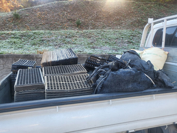 보도 2) 영농폐기물 수거(2)