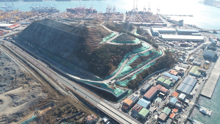 [251208 보도사진] 신항 북컨테이 전경