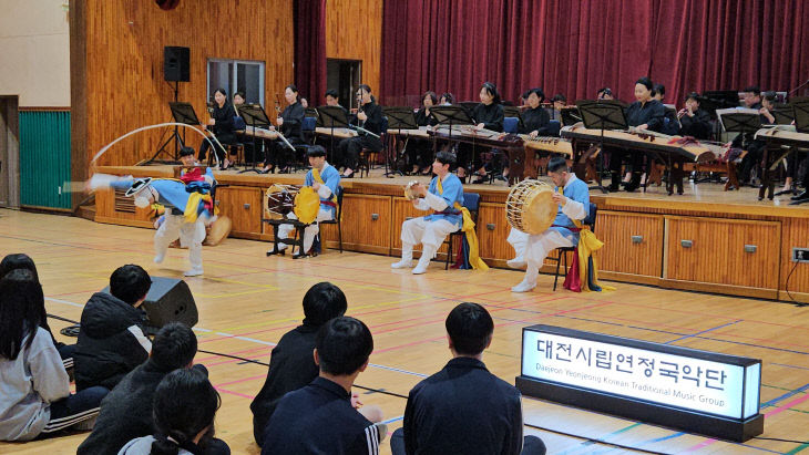 찾아가는 예술무대(해설이 있는 무형문화재)