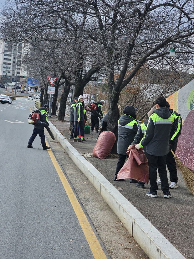 웅진동 청소 사진 (1)