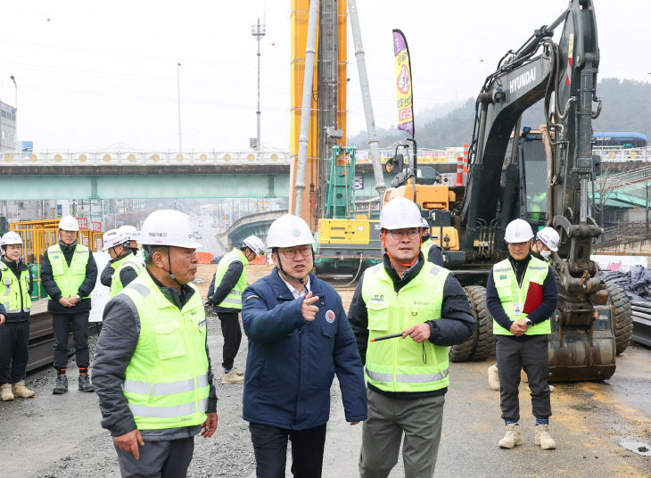 1. 이장우 시장, 트램 10공구 공사 현장 방문4