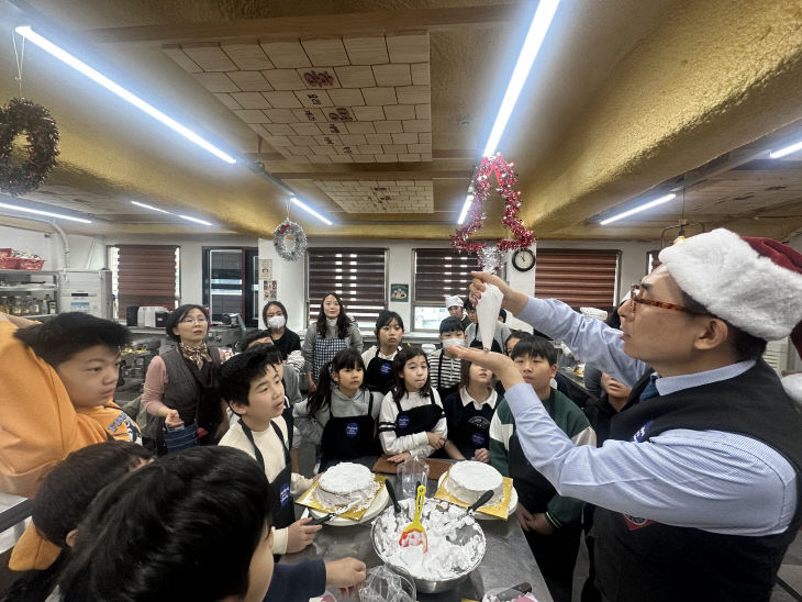 사진_나도 크리스마스 케이크 셰프