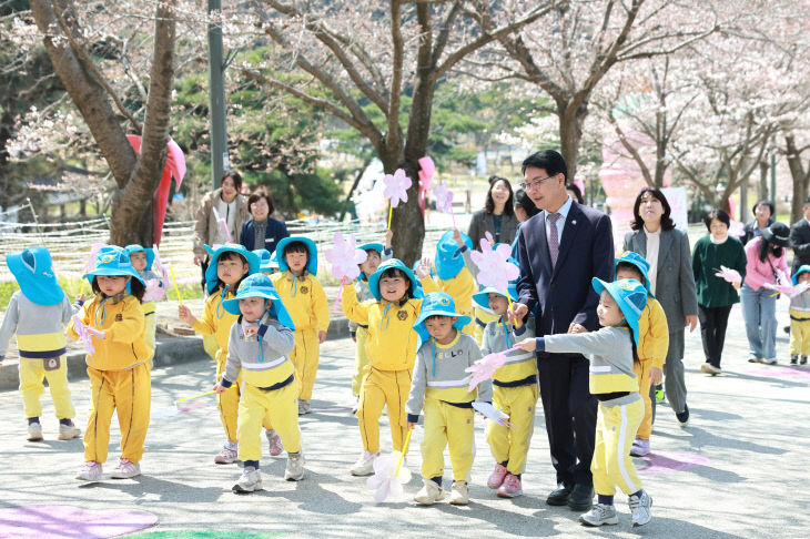 제3회 고창벚꽃축제, 기다렸나 봄(2)