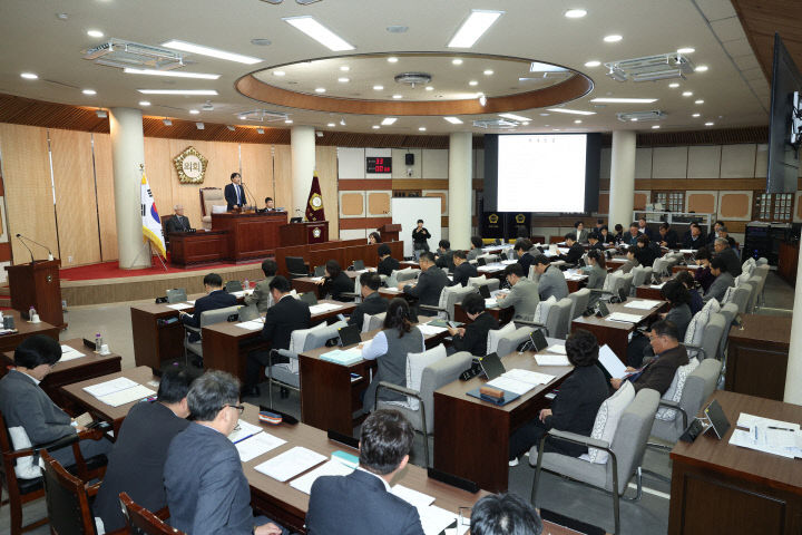 제300회 임시회 개회