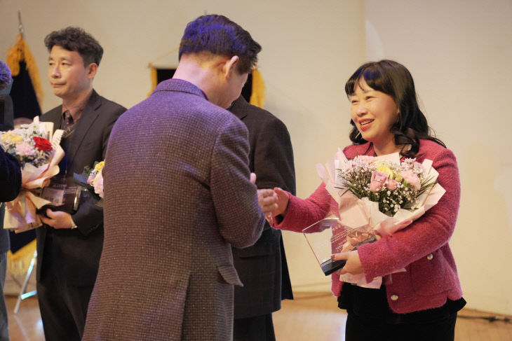 temp_1765961508179.1893540685