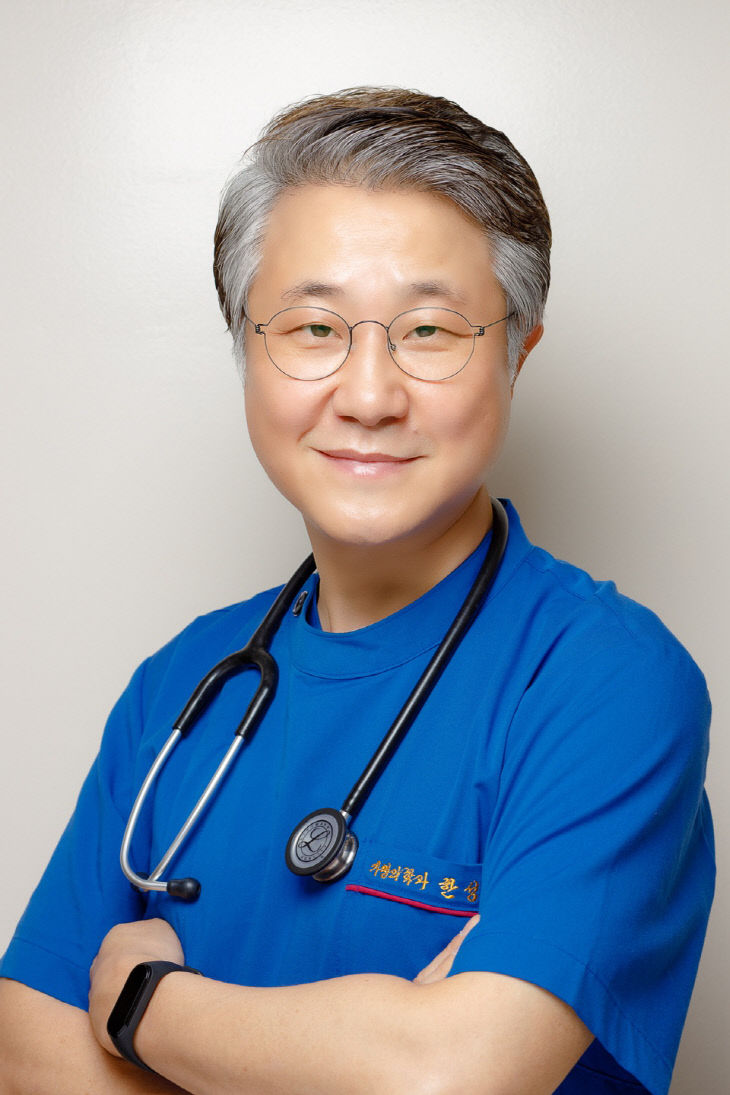 251219_3 동아대 의과대학 한 선임