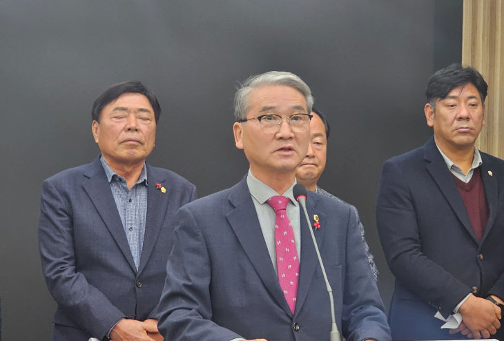 KakaoTalk_20251222_101809803_03