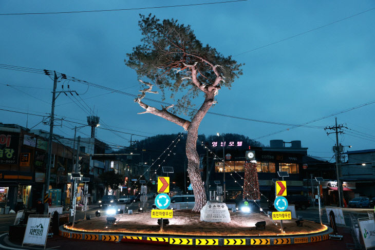 괴산 시계탑사거리 회전교차로 개통