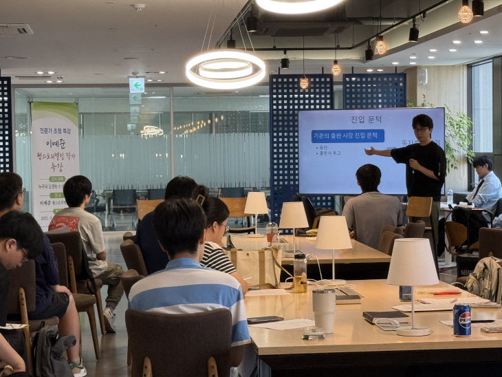 K스토리창작클러스터 관련 사진(웹스토리텔링 작가 특강)