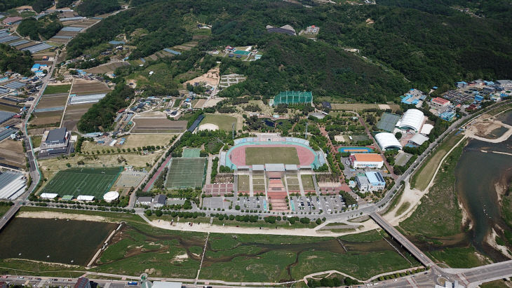 거창스포츠파크 전경