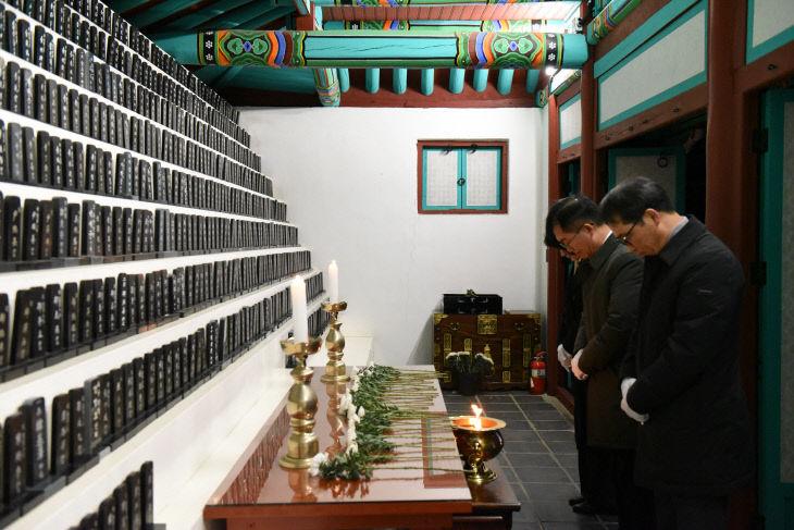 서산교육지원청, 2026년 새해 맞아 충령각 참배 (1)