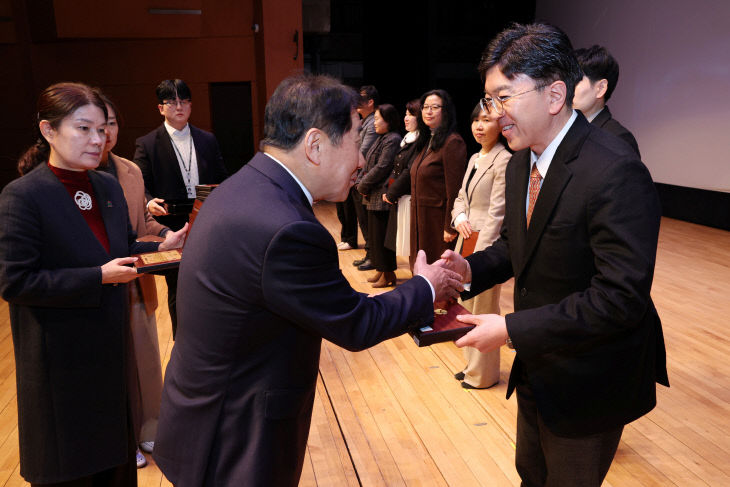 한국필립모리스 일자리창출 유공 표창