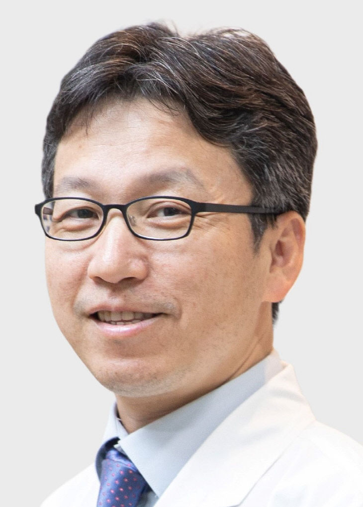 [사진] 혈액종양내과 이근욱 교수