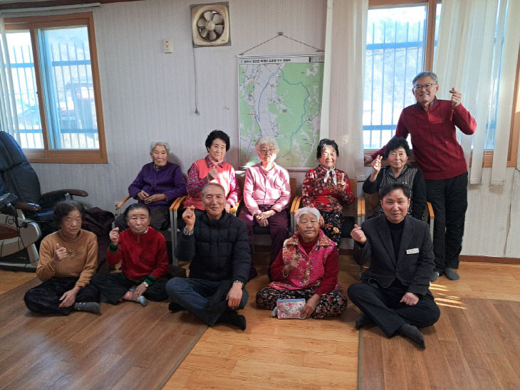 정안면 경로당 새해인사