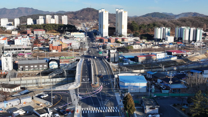 사진5) 마암과선교 개통사진