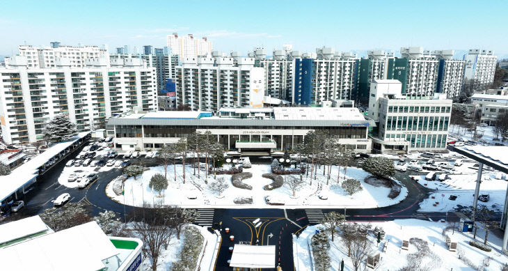 논산시청(겨울 전경)