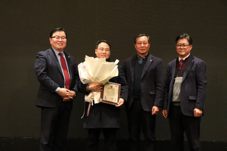 20260109_115533443_18 (1)