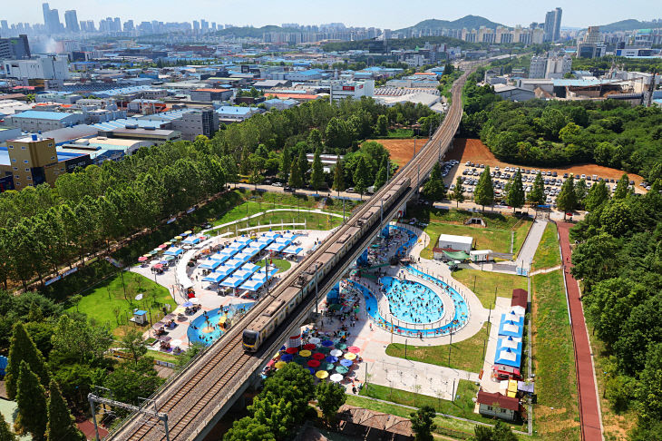 항 발표(남동물빛놀이터)