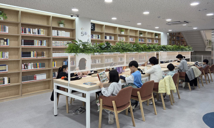 1-1. 일광도서관 종합자료실