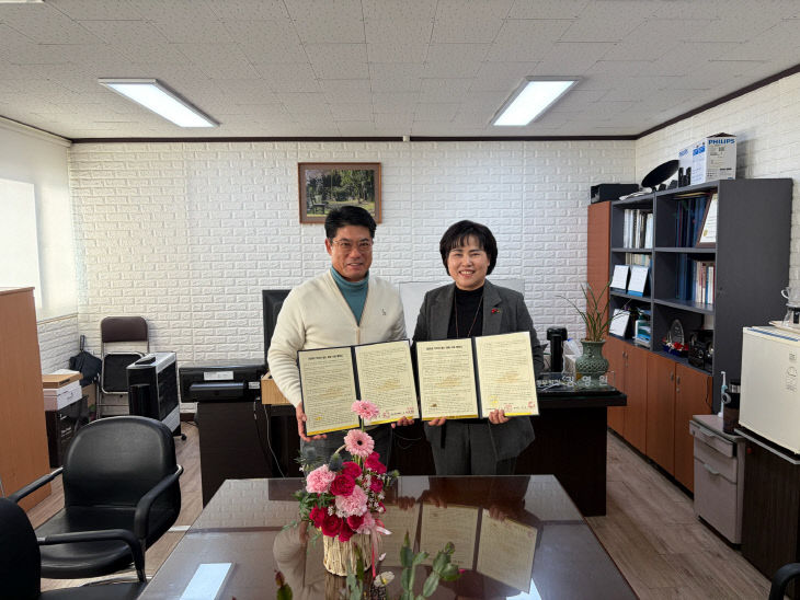 보호자 없는 병원 사업 협약 체결 기념촬영(예산명지병원)