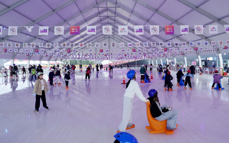 1. ②겨울 테마파크 모습2