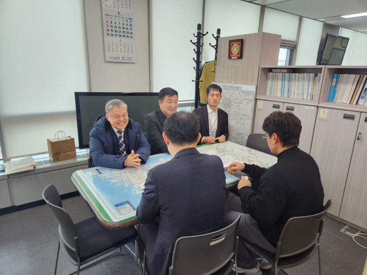 건설도로과(국토부에 도로 분야 현안 사업 적극 지원 건의) (1)