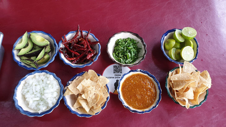 3-1. 잇셀 나옐리_메누도 음식(명예기자사진)