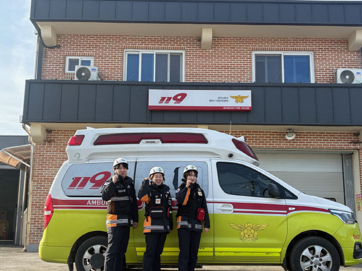 병원 이송 중 구급차 안에서 새 생명 탄생