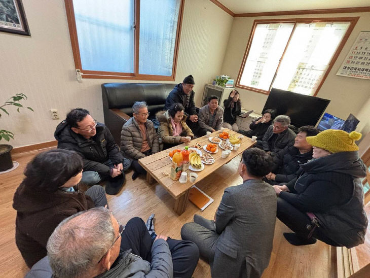 7419344301719994737_5975153692