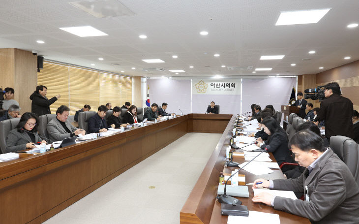 사진1_제2026회 제1회 의원회의 개최