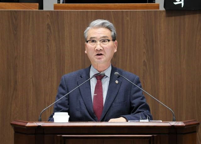 윤기형 충남도의원