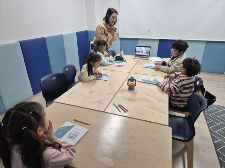 이중언어 글로벌 인재양성 활동사진