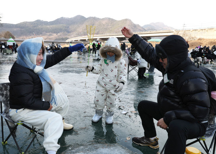 꽁꽁 겨울축제 연장 운영)
