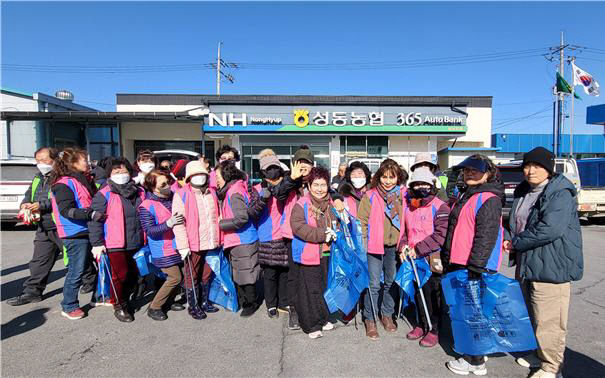 성동면생활개선회 봉사활동3