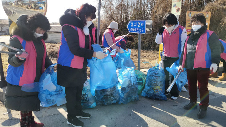 성동면생활개선회 봉사활동2